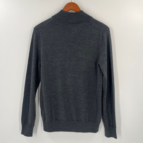 👕 - Picture 2 of 3